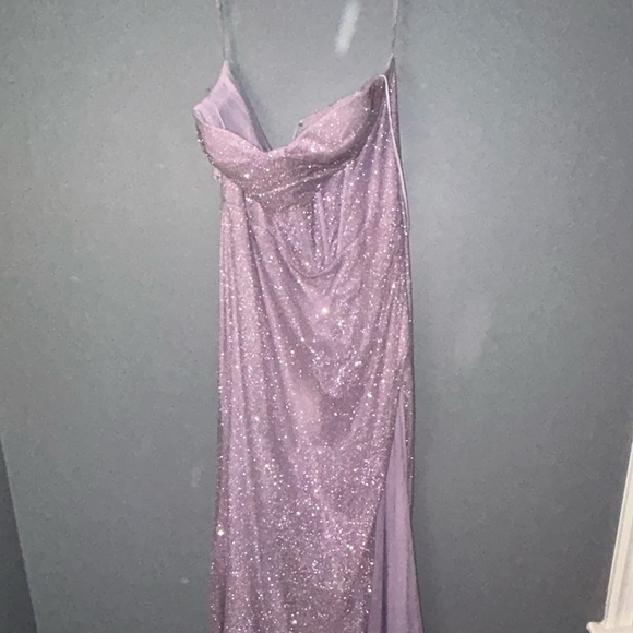 Elegant Lavender Evening Gown - Picture 3 of 5